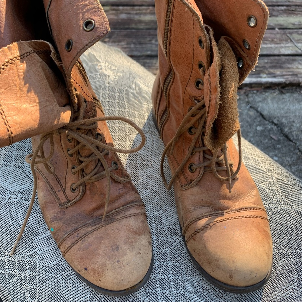 Worn Genuine Leather Zip-up Combat Boots - Picture 5 of 16